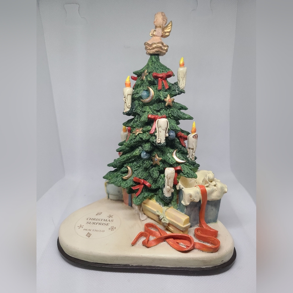 Vintage Goebel 1998 Musikfest Collection Christmas Surprise Musical- READ